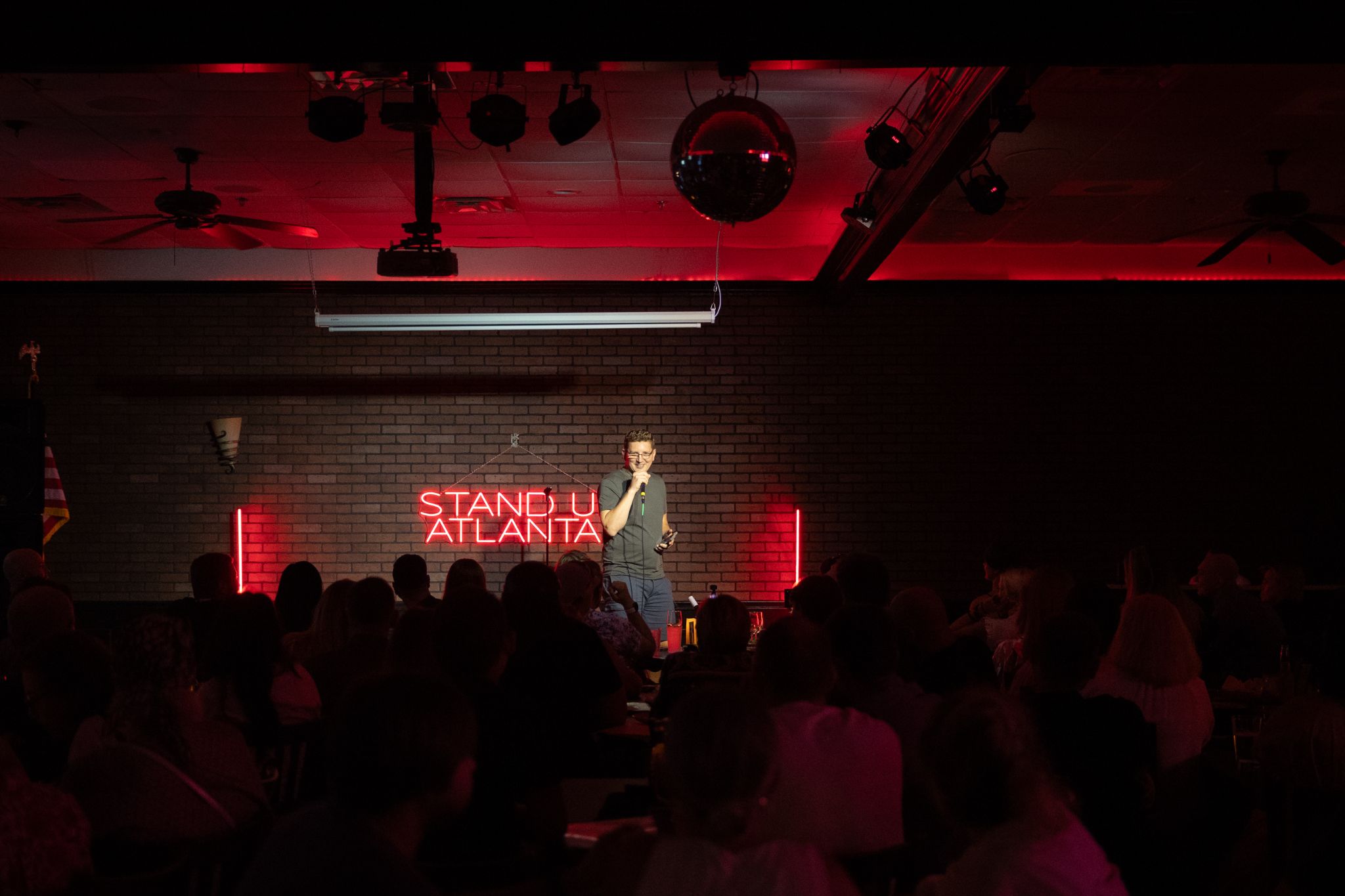 SENS photography Events Comedy 1 st  MIC 2025 08 10 005